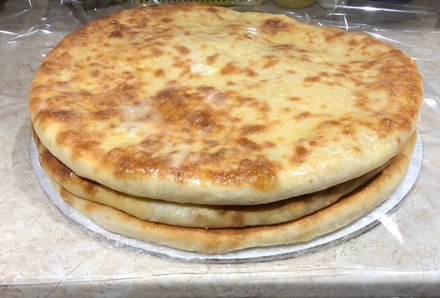 Давонджин - осетинский пирог с черемшой и сыром, 900гр 30см